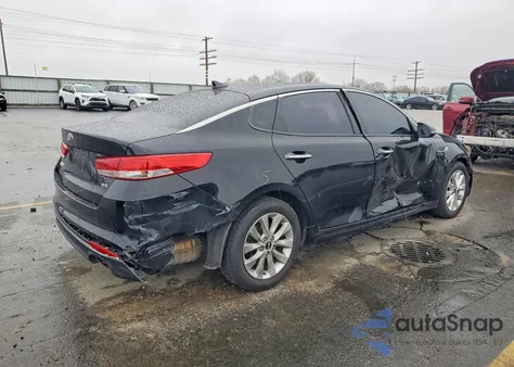 2017 Kia Optima Ex z USA, uszkodzony, nr VIN 5XXGU4L37HG157423